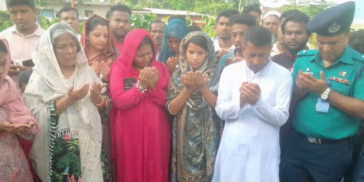 জুলাই শহিদদের সনদ প্রদানে কাজ করছে সরকার’