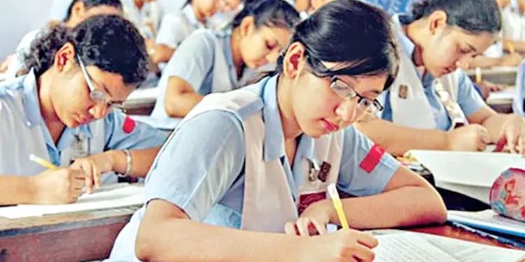 এসএসসি ও সমমান পরীক্ষার ফল প্রকাশ