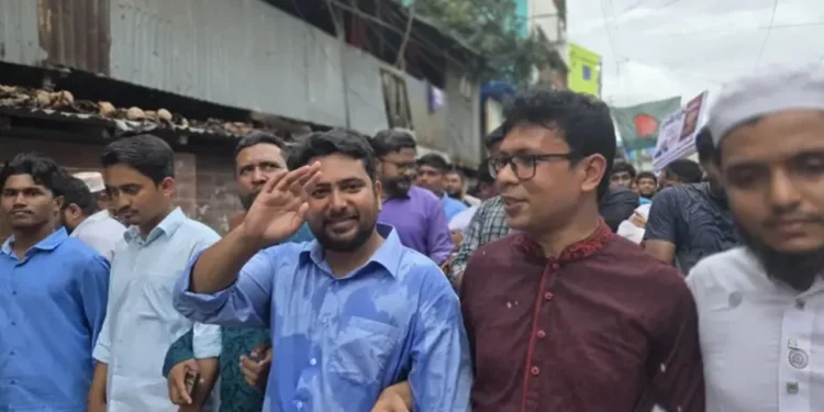 বিএনপি এখন চাঁদাবাজের দলে পরিণত হয়েছে: নাহিদ
