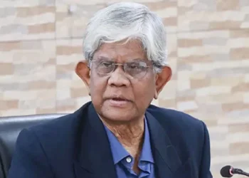 লুটেরারা ব্যাংকের ৮০ শতাংশ অর্থ নিয়ে গেছে: অর্থ উপদেষ্টা