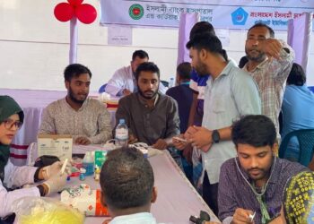 ছাত্রশিবির-প্রাইভেট ইউনিভার্সিটির মেডিকেল ক্যাম্প উদ্বোধন