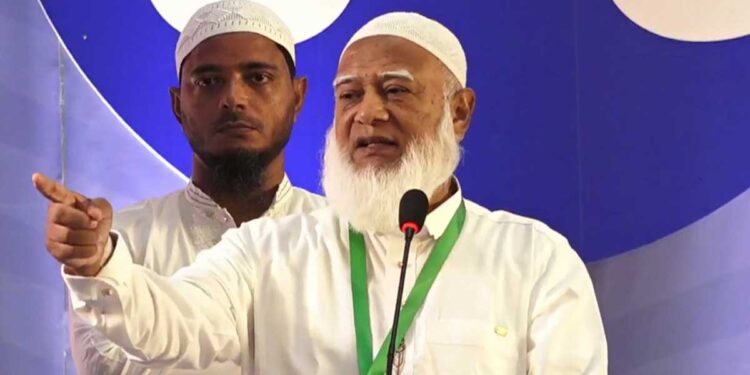 পরিবার বিদেশ চাইলেও দেশেই সার্জারি করাবেন জামায়াত আমির