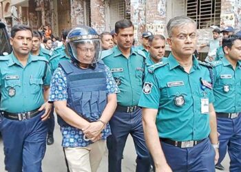 শেখ হাসিনার বিরুদ্ধে রাজসাক্ষী মামুন ট্রাইব্যুনালে