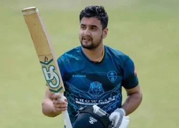 বিপিএল খেলা ক্রিকেটারকে পিসিবির নিষেধাজ্ঞা
