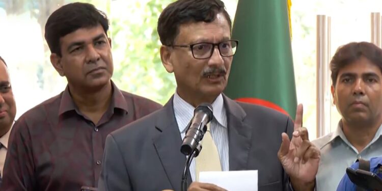ইসহাক দারের ’৭১–সংক্রান্ত মন্তব্যের সঙ্গে একমত নয় বাংলাদেশ : পররাষ্ট্র উপদেষ্টা