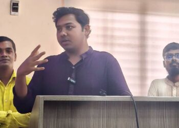 ওয়ান ইলেভেনে মেরুদণ্ড ভেঙে দেয়া হয়েছিল তারেক রহমানের : তুষার