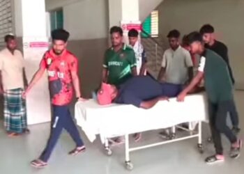 চিকিৎসা ব্যাহত, হাসপাতালের করিডরে টিকটক উৎসব