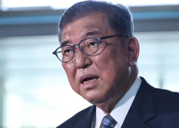 জাপানের প্রধানমন্ত্রী পদত্যাগের ঘোষণা দিয়েছেন