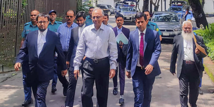 ট্রাইব্যুনালে হাসিনার বিরুদ্ধে  যা বললেন মাহমুদুর রহমান