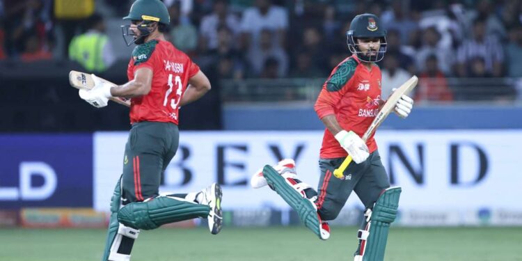 নাটকীয় শেষ ওভারে বাংলাদেশের জয়