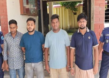 স্বৈরাচার হাসিনার জন্মদিনে খিচুড়ি রান্নার আয়োজন করতে গিয়ে নিষিদ্ধ ছাত্রলীগের ৪ নেতাকর্মী আটক