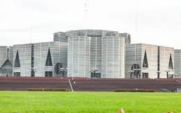 ভেতরে ভোটের প্রস্তুতি , বাইরে মতবিরোধ