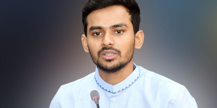 উপদেষ্টা আসিফ আজ ট্রাইব্যুনালে চানখাঁরপুল হত্যা মামলায় সাক্ষ্য দেবেন