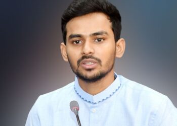 উপদেষ্টা আসিফ আজ ট্রাইব্যুনালে চানখাঁরপুল হত্যা মামলায় সাক্ষ্য দেবেন