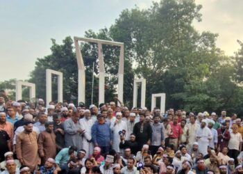 জামায়াত ইসলামীসহ রাজনৈতিক দলের নেতারা শিক্ষকদের পাশে
