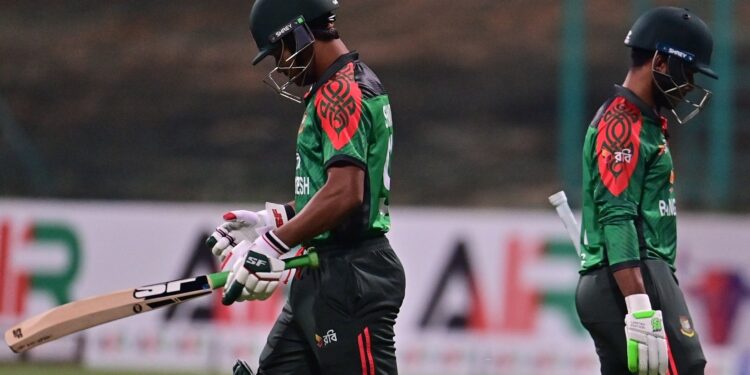 ক্রমেই অন্ধকারে বাংলাদেশ ওয়ানডে ক্রিকেটে