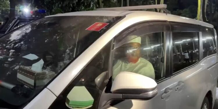 প্রধান উপদেষ্টার বৈঠকে জামায়াত নেতারা