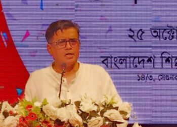 বাবা বাকশাল করে যা করতে পারেননি, তার মেয়ে তা করে দেখিয়েছেন