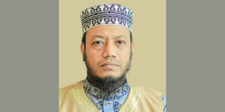মুফতি আমির হামজাকে মসজিদে ‘রাজনৈতিক বক্তব্য’ দিতে নিষেধ করায় লাঞ্ছিত বিএনপি নেতা