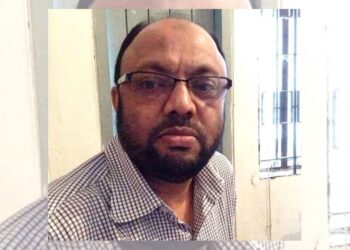 ছাত্রীর পোশাক নিয়ে কুরুচিপূর্ণ মন্তব্যে বিতর্কে ইবি শিক্ষক