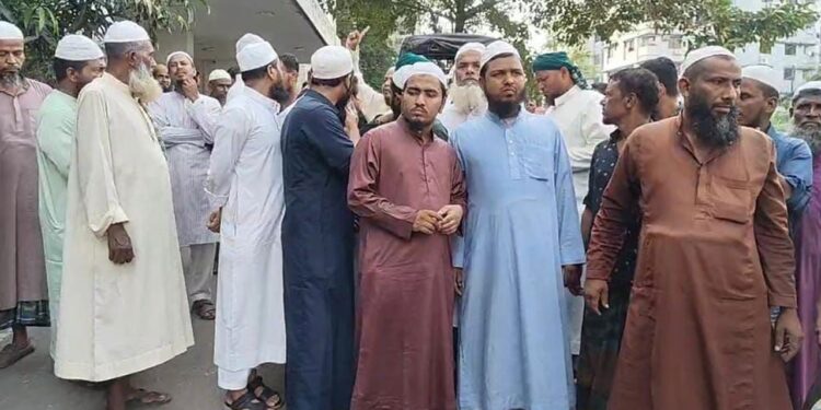 ইসলামী আন্দোলনের নেতা আটক, প্রতিবাদে থানায় ঘেরাও