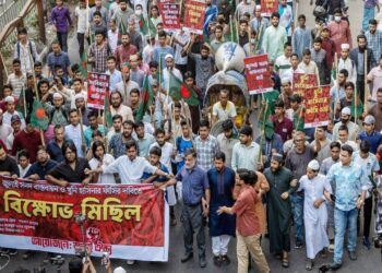 যেখানেই দেখবে আওয়ামী লীগ, সেখানেই প্রতিরোধ