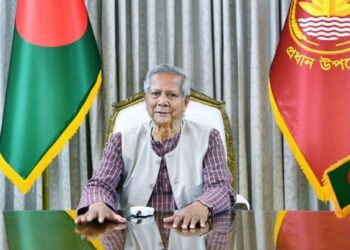 প্রধান উপদেষ্টা জাতির উদ্দেশে ভাষণ দিচ্ছেন