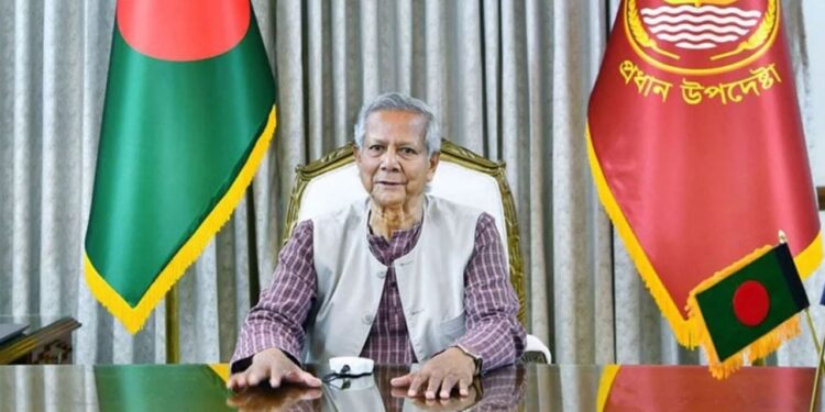 প্রধান উপদেষ্টা জাতির উদ্দেশে ভাষণ দিচ্ছেন