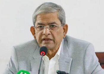 চিকিৎসকেরা নিশ্চিত মতামত দিলেই এয়ার অ্যাম্বুলেন্সে তোলা হবে খালেদা জিয়াকে