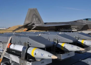 ইরান যেভাবে যুক্তরাষ্ট্রের অতি গোপনীয় বোমার প্রযুক্তি হস্তগত করল