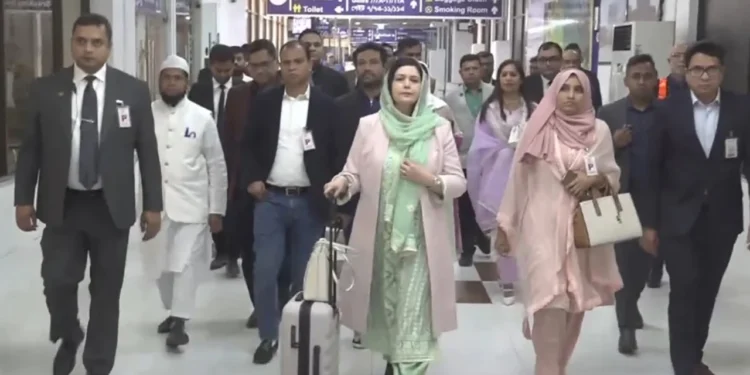 জুবাইদা রহমান লন্ডনের উদ্দেশে ঢাকা ছেড়েছেন