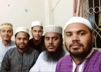 ৬ ভাই-বোনের ‘হাদি পরিবারে’ কে কী করেন?