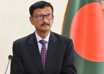 দিল্লিকে প্রশ্ন ঢাকার, বিক্ষোভকারীরা ভেতরে এলো কিভাবে