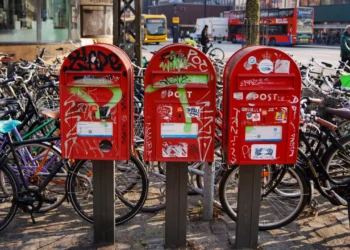 ডেনিশ ডাক বিভাগ ৪০০ বছরের ইতিহাসের ইতি টানছে