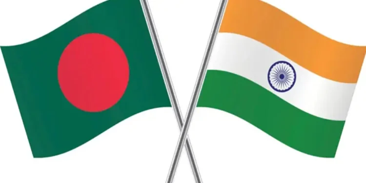 বাংলাদেশ বন্ধ করল ভারতীয়দের জন্য ভিসা সার্ভিস