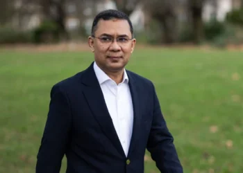 দেশের উদ্দেশে রওয়ানা দিয়েছেন তারেক রহমান