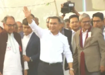 সংবর্ধনা মঞ্চে তারেক রহমান