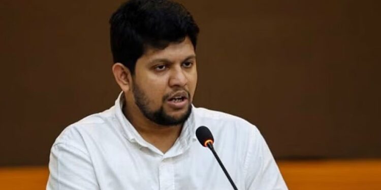 এবার নিজের রাজনৈতিক অবস্থান স্পষ্ট করলেন মাহফুজ আলম