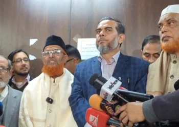 জামায়াতের আমির ঢাকা-১৫ আসনে মনোনয়নপত্র জমা দিলেন