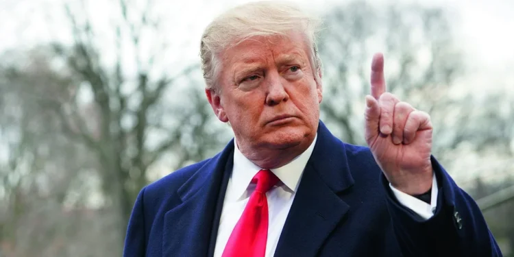 ইরানে আবার হামলার হুমকি দিলো ট্রাম্প