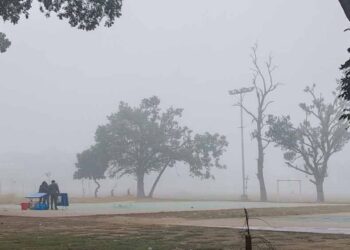 শৈত্যপ্রবাহে কাঁপছে দেশ, আজ তাপমাত্রা নামতে পারে ৭ ডিগ্রিতে