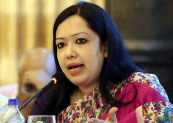 এই নির্বাচন চাঁদাবাজি ও টেম্পুস্ট্যান্ড দখলের বিরুদ্ধে: রুমিন ফারহানা