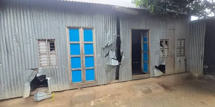 আ. লীগ থেকে বিএনপিতে যোগ দিয়ে বিএনপির নেতাকর্মীদের বাড়িতেই হামলার অভিযোগ!