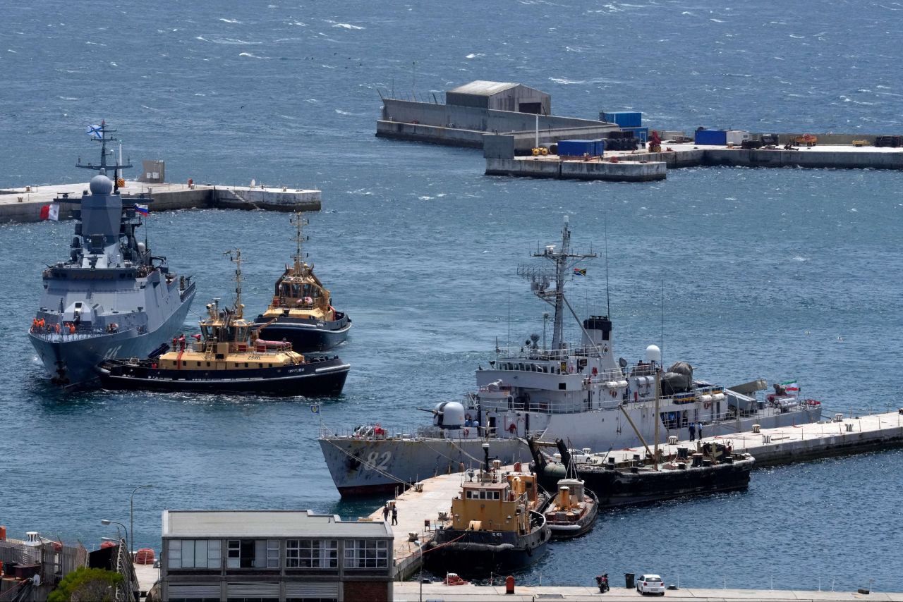 চীন–রাশিয়া–ইরানের সঙ্গে যৌথ নৌ মহড়া শুরু করলো দক্ষিণ আফ্রিকা