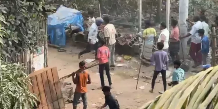 ব্রাহ্মণবাড়িয়ায় লাঠিসোঁটা-বল্লম নিয়ে যুবদল-বিএনপির সংঘর্ষ