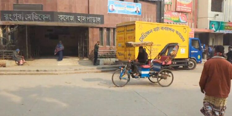 রংপুরে মদ পানে মৃতের সংখ্যা বেড়ে ৭, কারবারিদের দৌরাত্ম্য নিয়ে প্রশ্ন