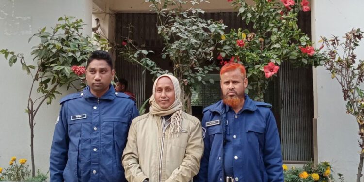 তারেক রহমানকে নিয়ে ‘কটূক্তি’ করায় সাইবার নিরাপত্তা আইনে যুবক গ্রেফতার