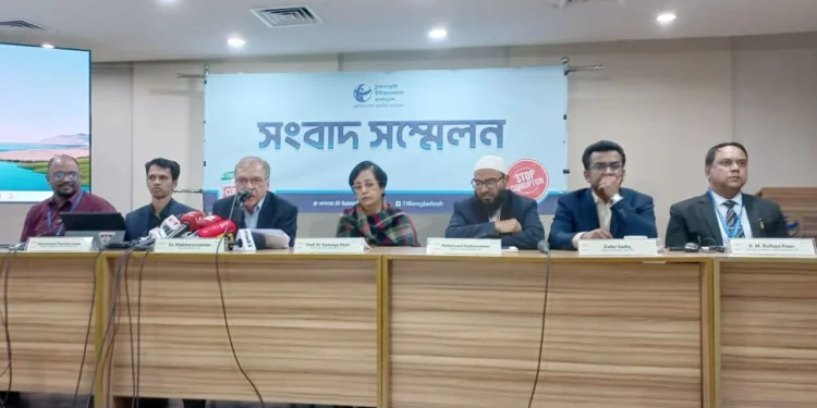 ব্যাবসায়িক শক্তির কাছে ইসি জিম্মি হয়ে গেছে: টিআইবি