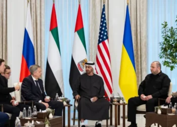 যুদ্ধ বন্ধে আবুধাবিতে বৈঠকে ইউক্রেন-রাশিয়া-যুক্তরাষ্ট্র