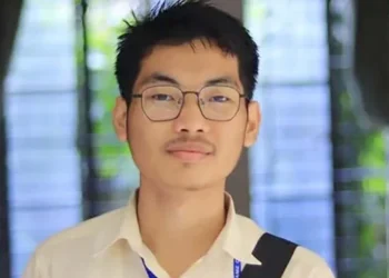 ডাকসু থেকে পদত্যাগের ঘোষণা সর্বমিত্র চাকমার